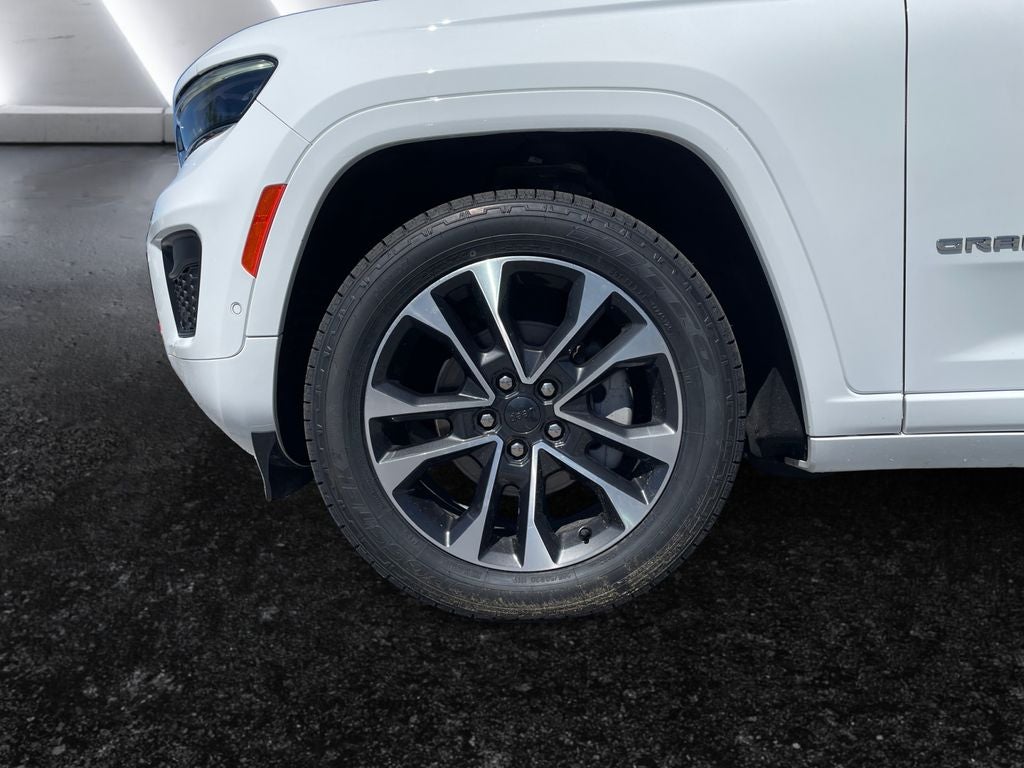 2022 Jeep Grand Cherokee Overland