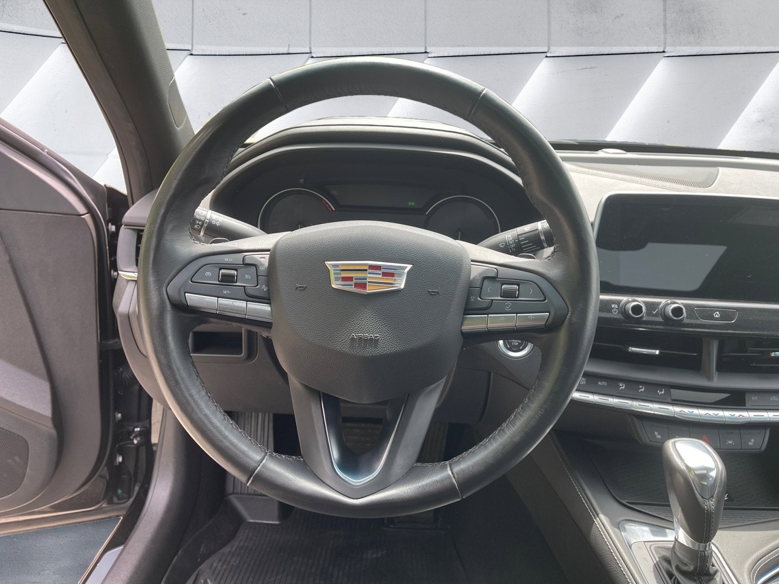 2024 Cadillac CT4 Luxury