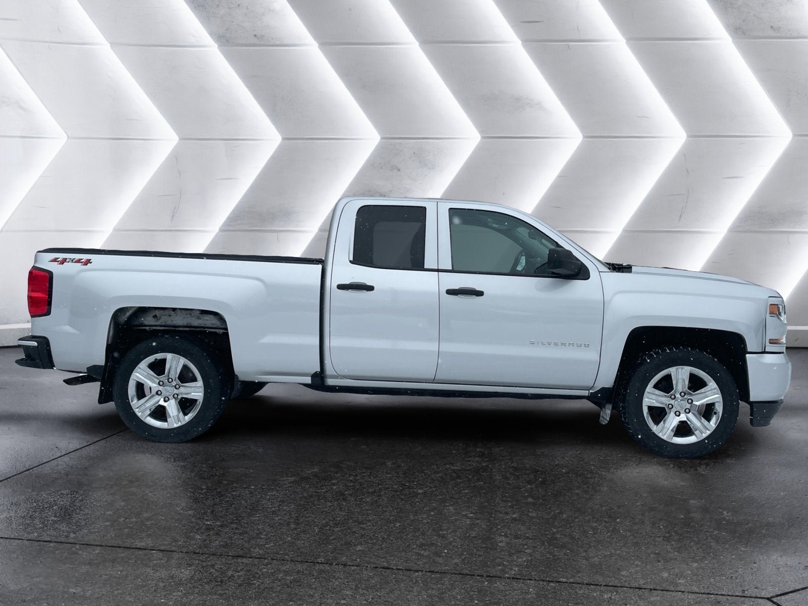 2018 Chevrolet Silverado 1500 Custom