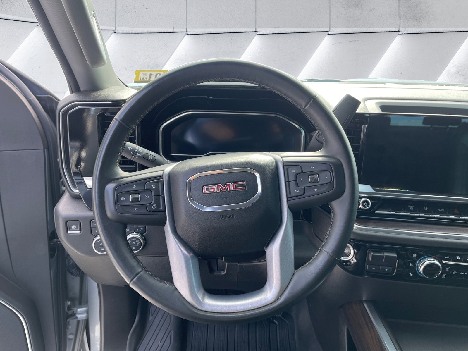 2024 GMC Sierra 2500 HD SLT