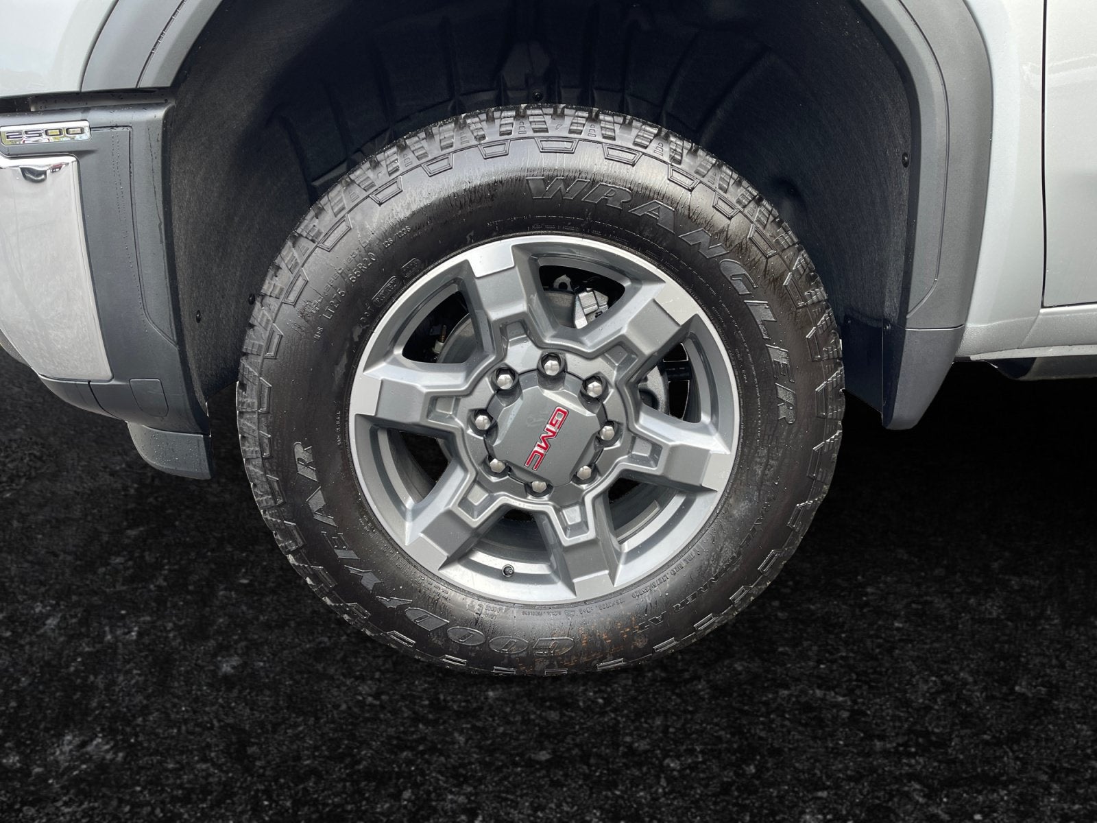 2026 GMC Sierra 2500 HD SLE