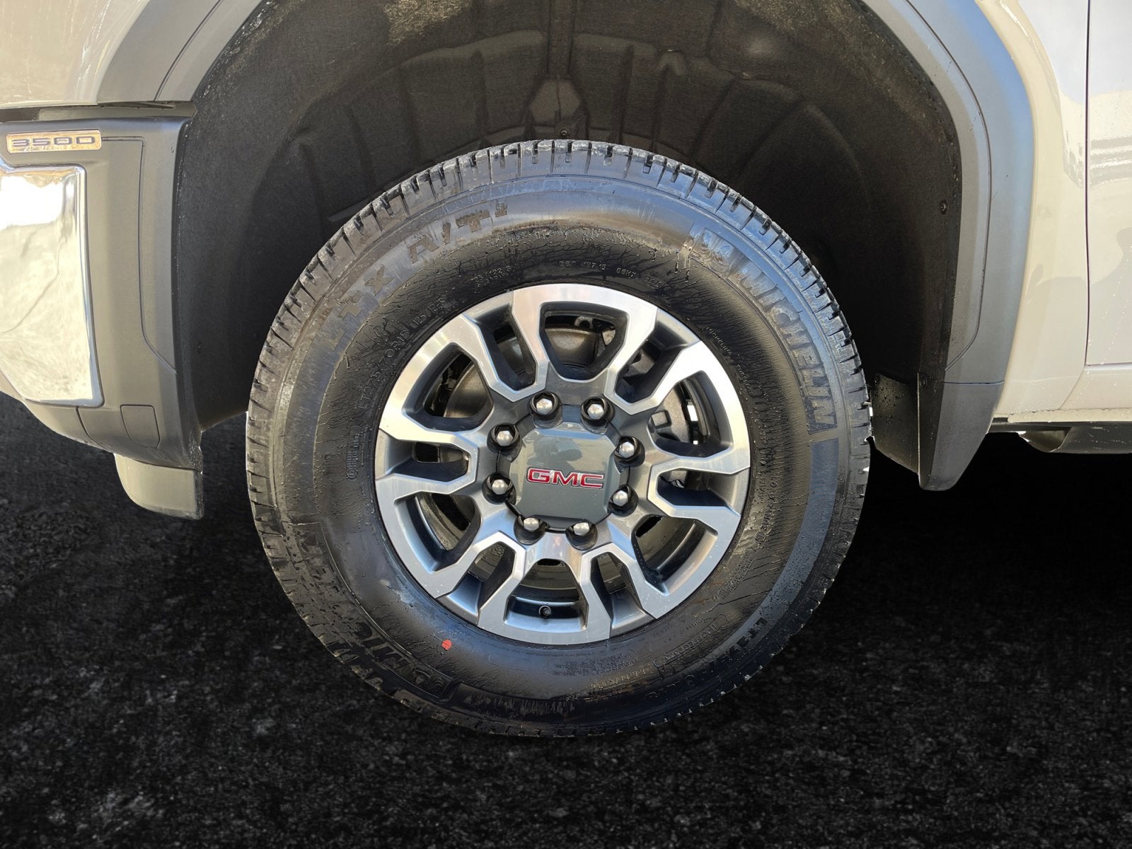 2026 GMC Sierra 3500 HD SLE