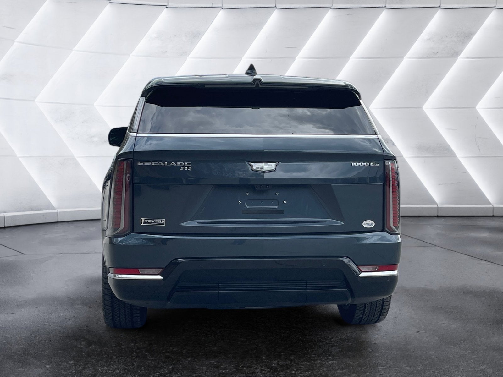 2025 Cadillac ESCALADE IQ Luxury 2