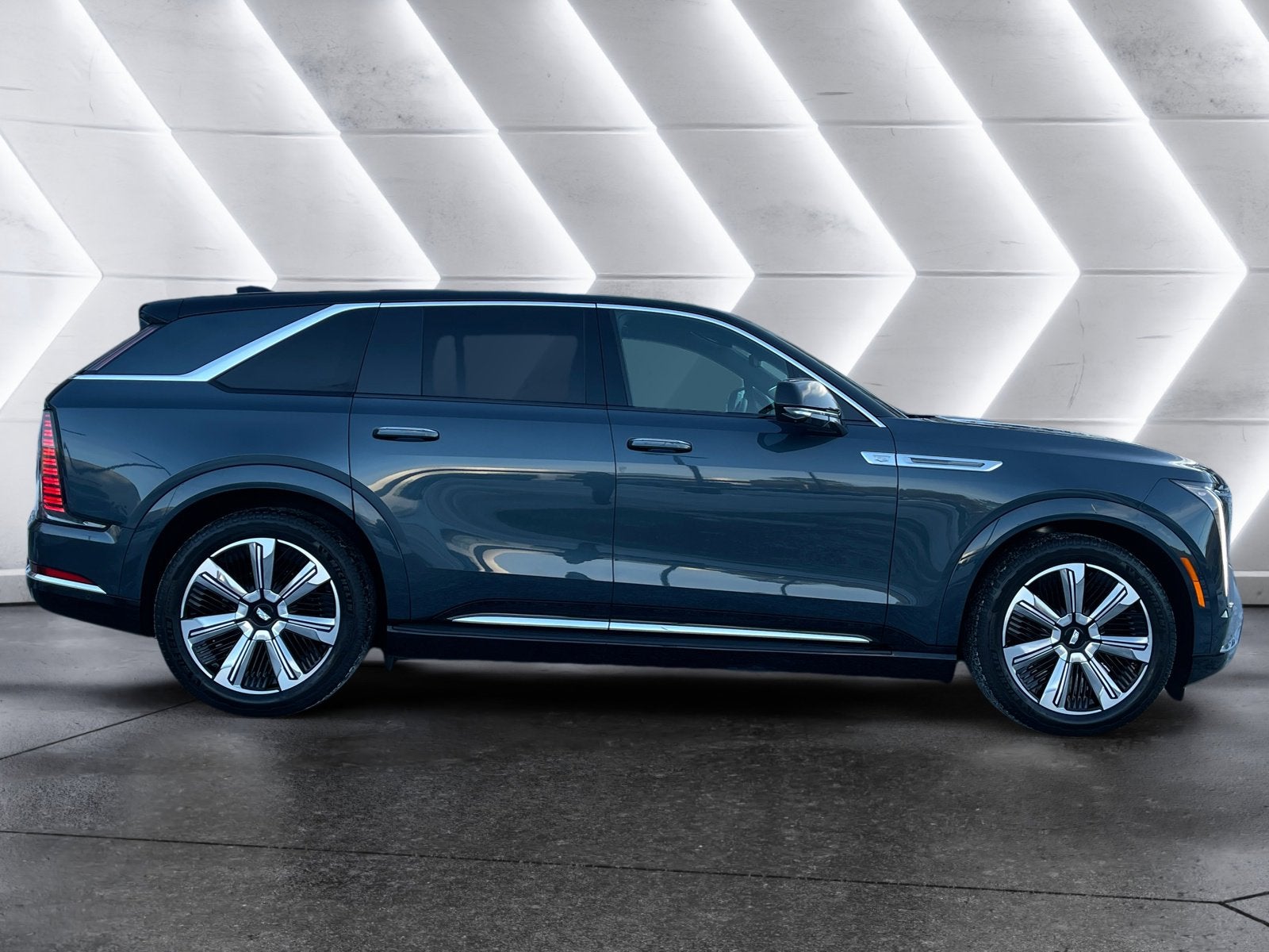 2025 Cadillac ESCALADE IQ Luxury 2