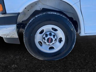 2026 GMC Savana Cutaway 3500 1WT Reading 11’ Aluminum KUV Body