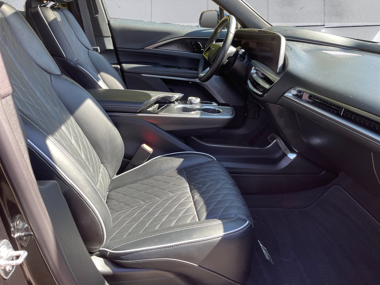 2026 Cadillac LYRIQ V-Series Premium