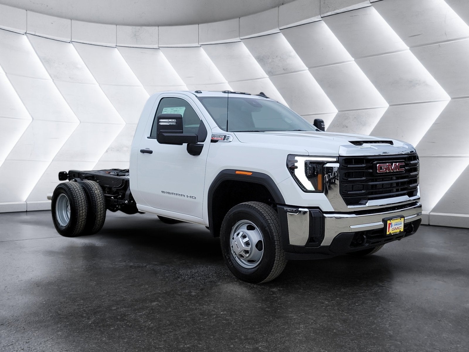 2026 GMC Sierra 3500 HD Chassis Cab Pro
