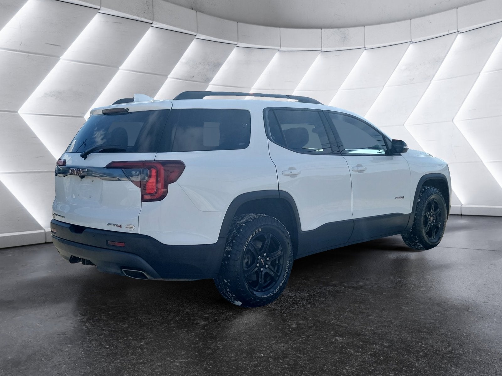 2021 GMC Acadia AT4