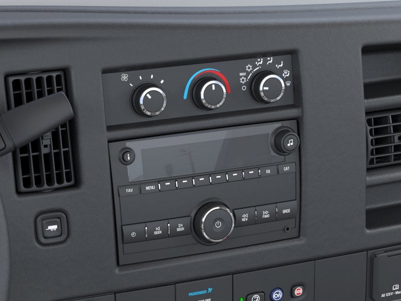 2026 GMC Savana Cutaway 3500 1WT