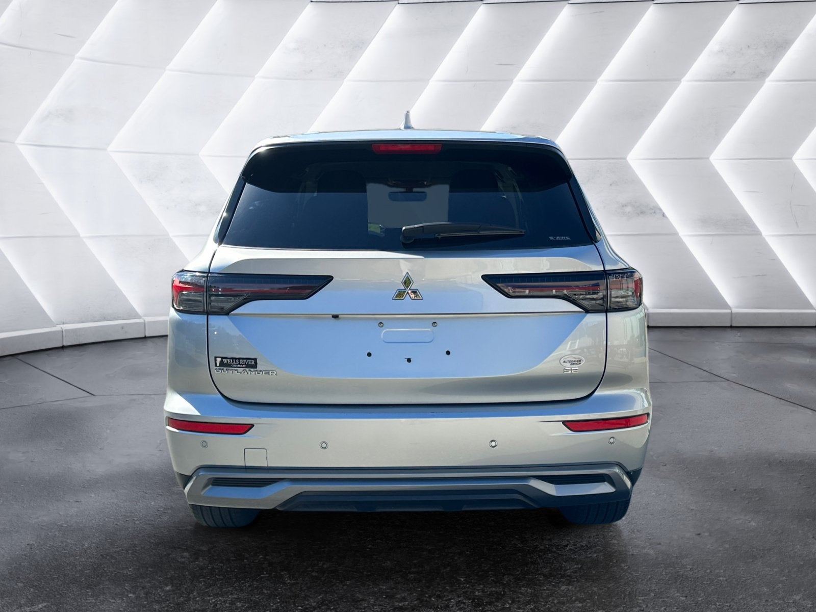 2025 Mitsubishi Outlander SE
