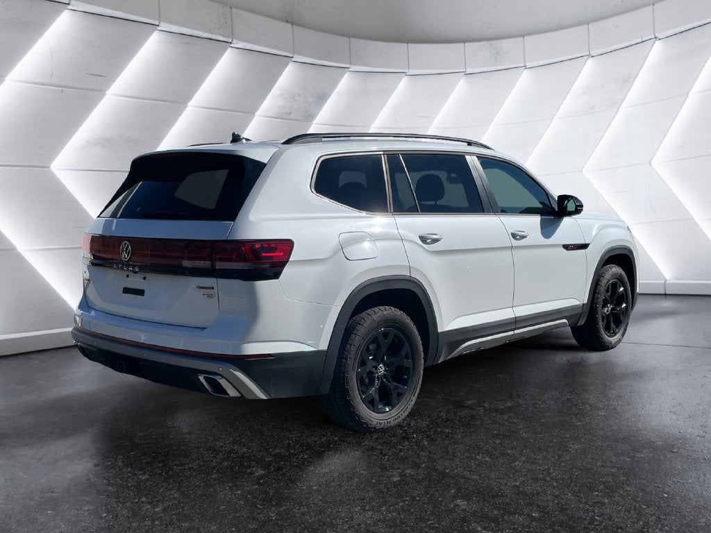 2026 Volkswagen Atlas Peak Edition
