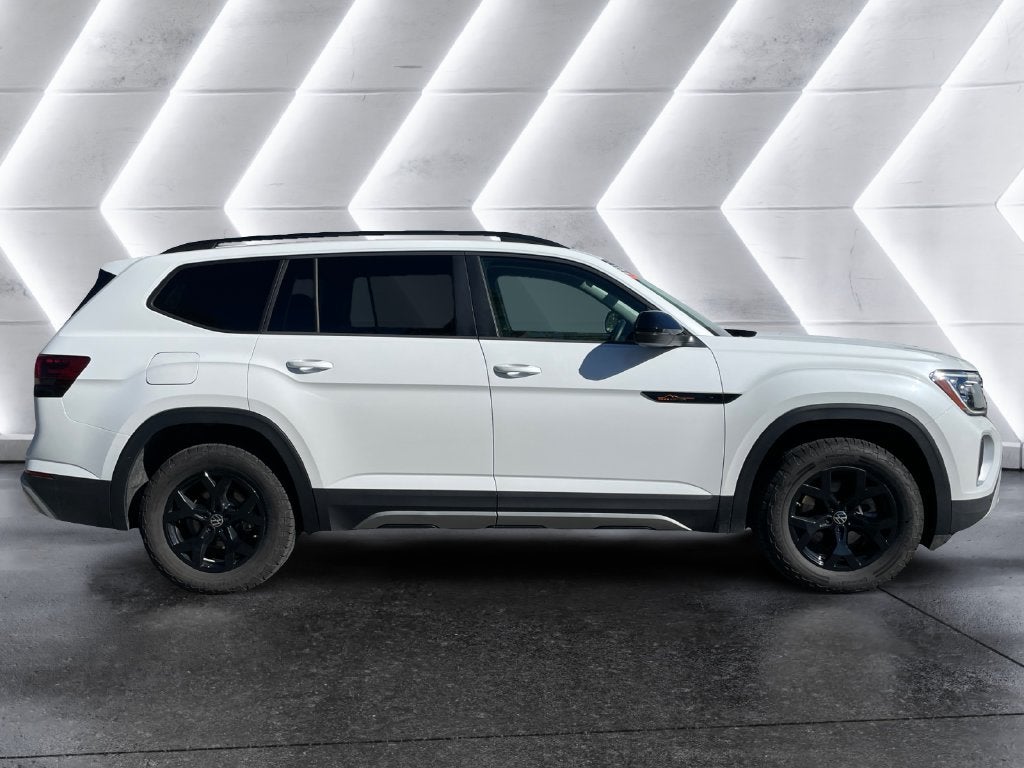 2026 Volkswagen Atlas Peak Edition