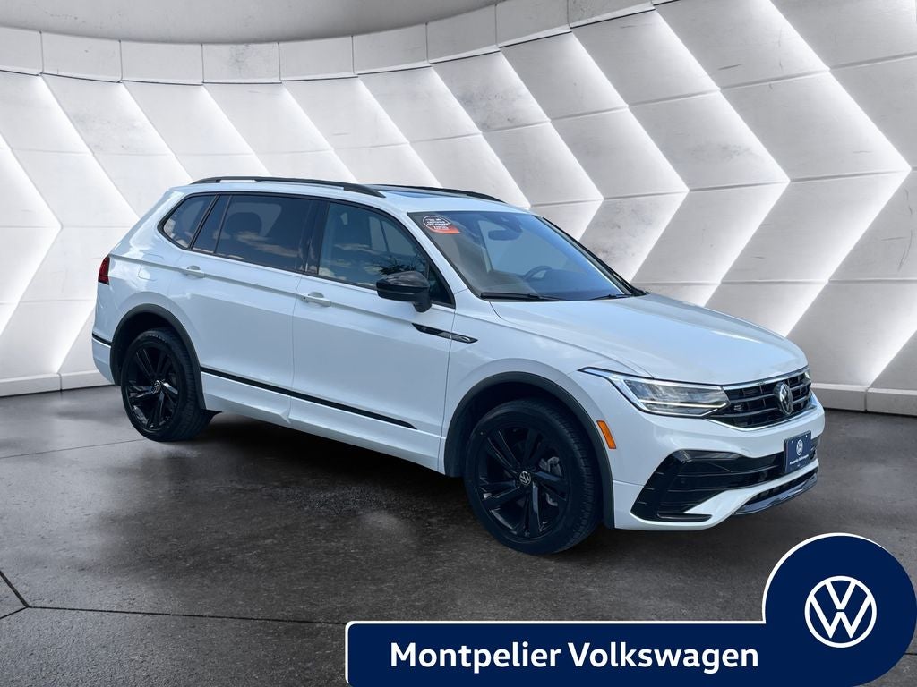 2024 Volkswagen Tiguan 2.0T SE R-Line Black