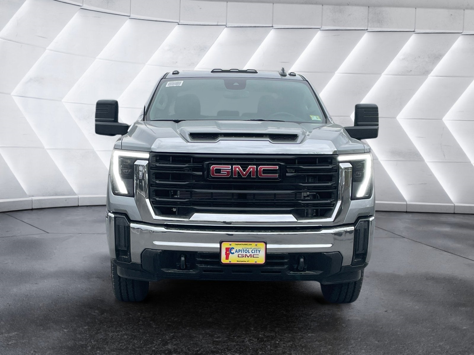 2025 GMC Sierra 2500 HD Pro