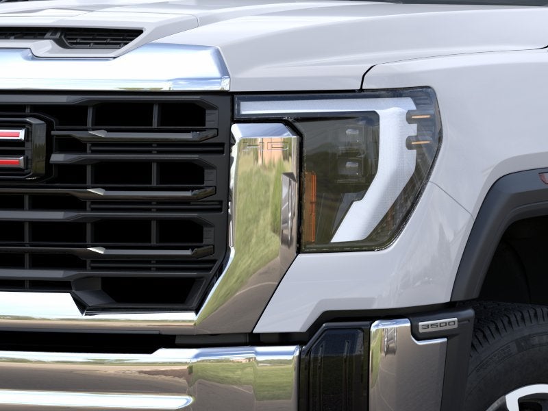 2026 GMC Sierra 3500HD Pro - Photo 10