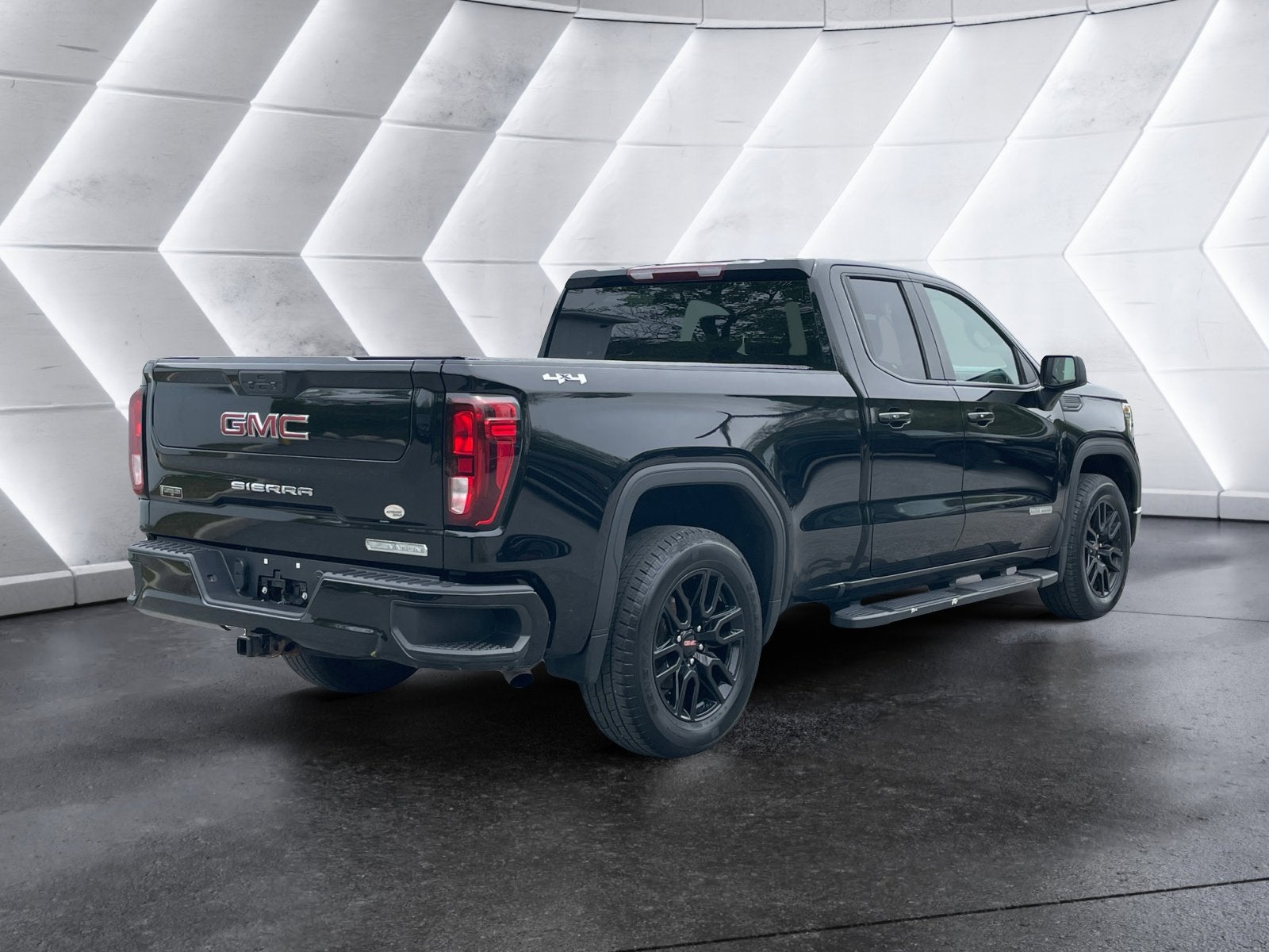2022 GMC Sierra 1500 Limited Elevation