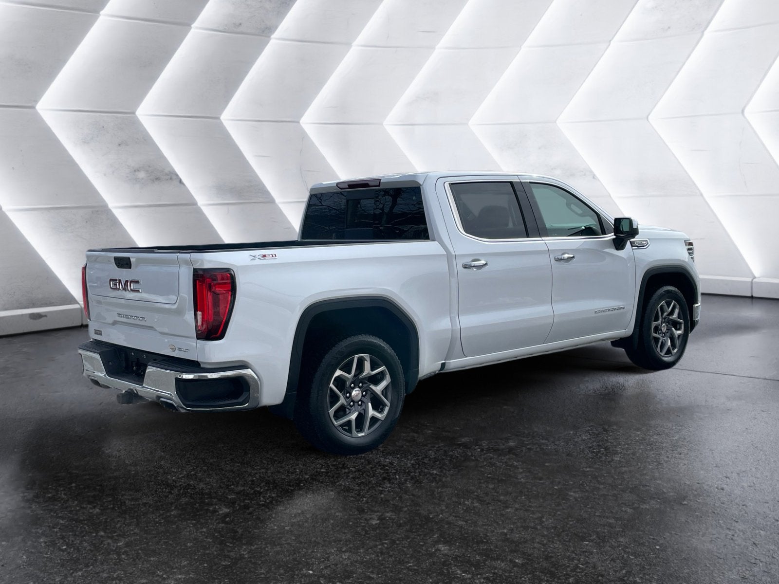 2023 GMC Sierra 1500 SLT