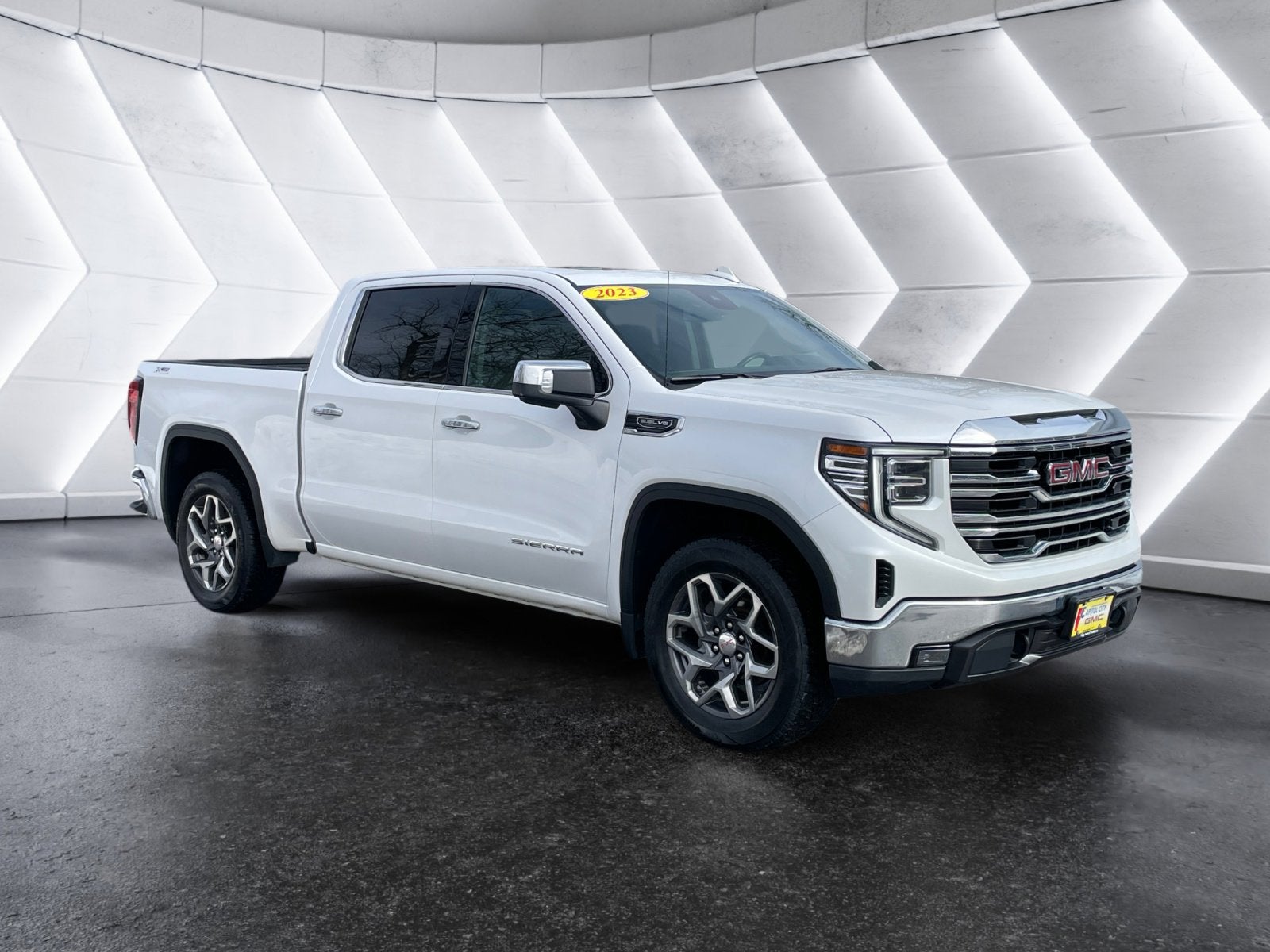 2023 GMC Sierra 1500 SLT