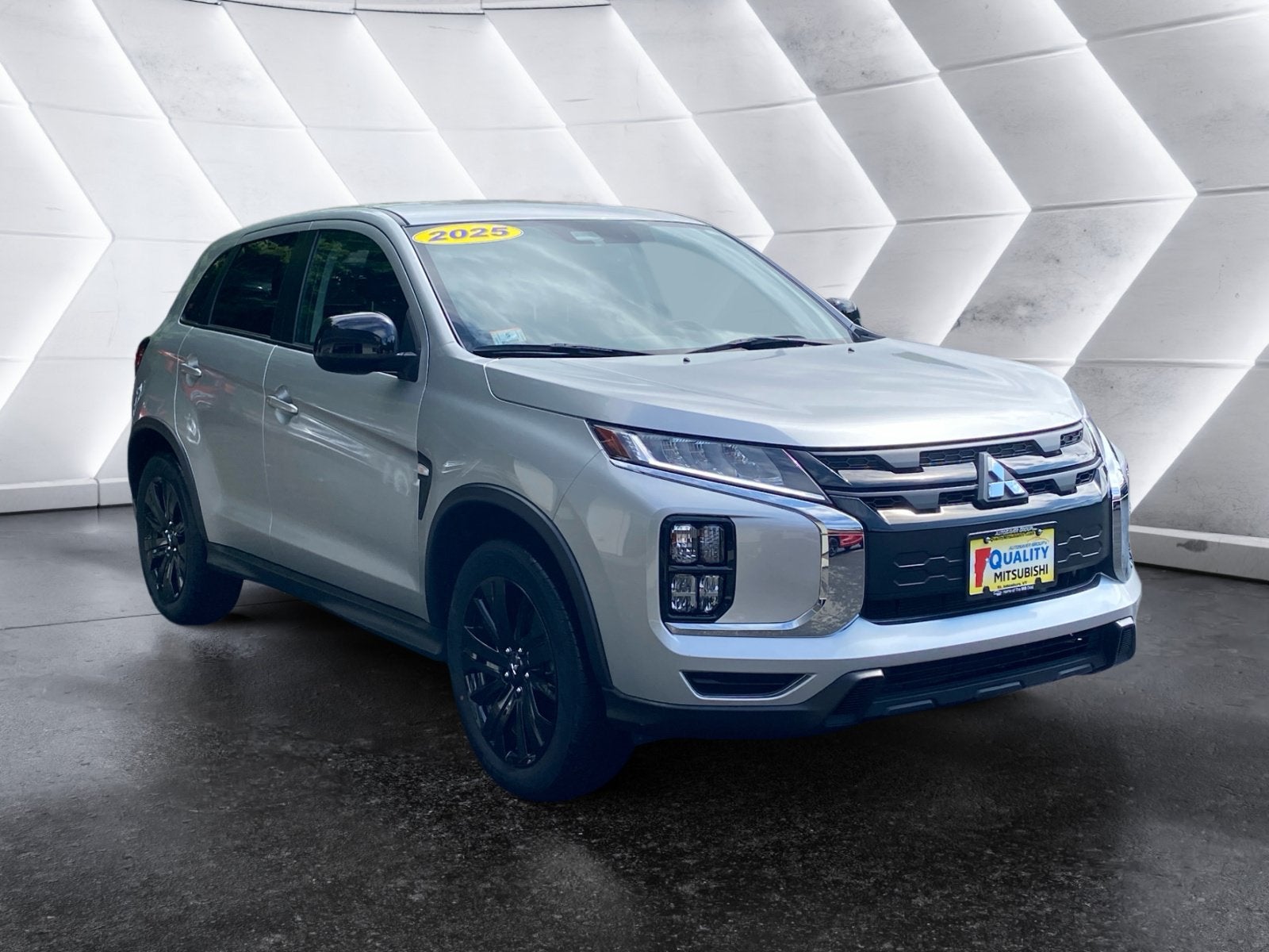 2025 Mitsubishi Outlander Sport Base