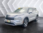 2025 Mitsubishi Outlander Base