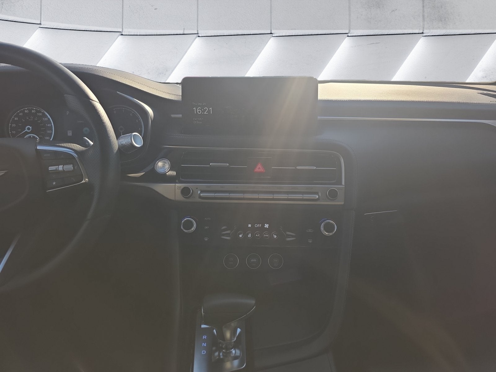 2025 Genesis G70 2.5T