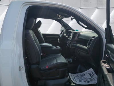 2024 RAM 2500 Tradesman 9'2 Boss V-Plow Stainless Boss Sander