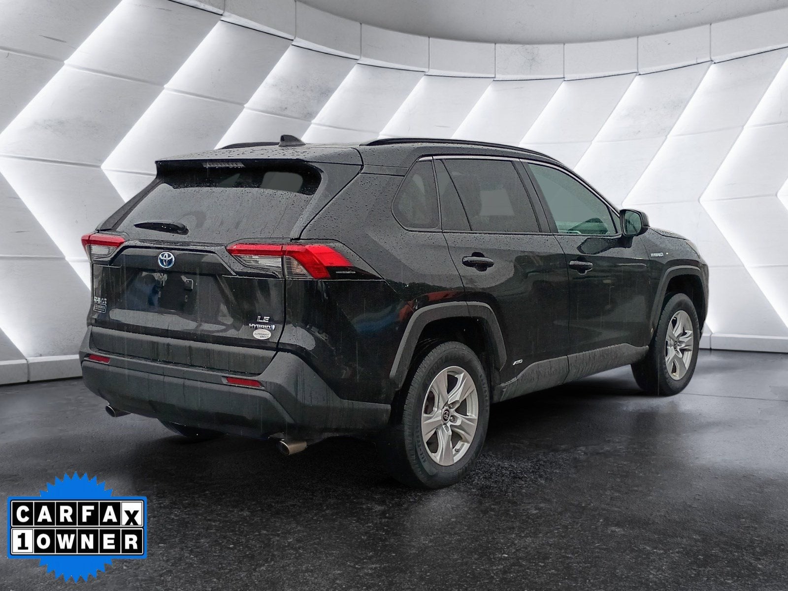 2021 Toyota RAV4 Hybrid LE